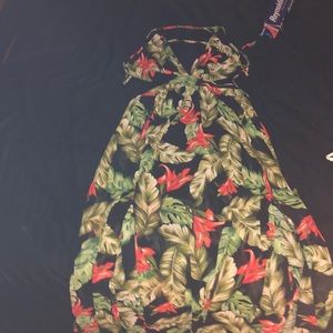 Long dress with high slit